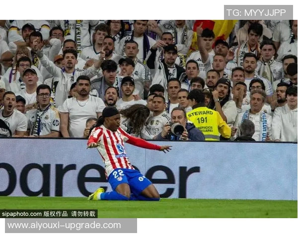 国王杯精彩对决巴黎圣日耳曼强势逆转马竞全场沸腾